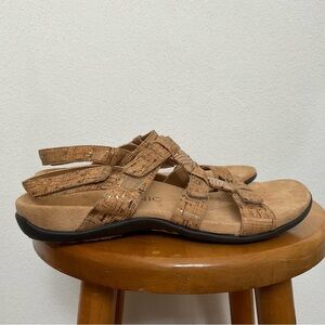 Vionic Amber Strappy Cork Color Open Toe Sandals Size 10 Orthoheel Comfort